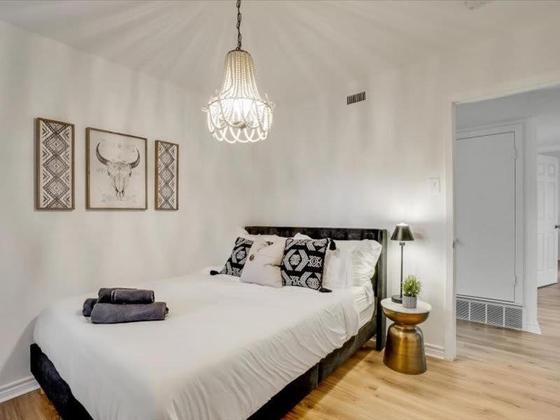 Holiday home Posh 6br 2,5ba With Pool, Media-game & Hot Tub Dallas