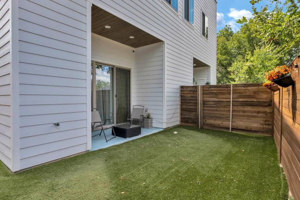 Holiday home Charming 3-bedroom L 5 Mins To Aa Arena Dallas