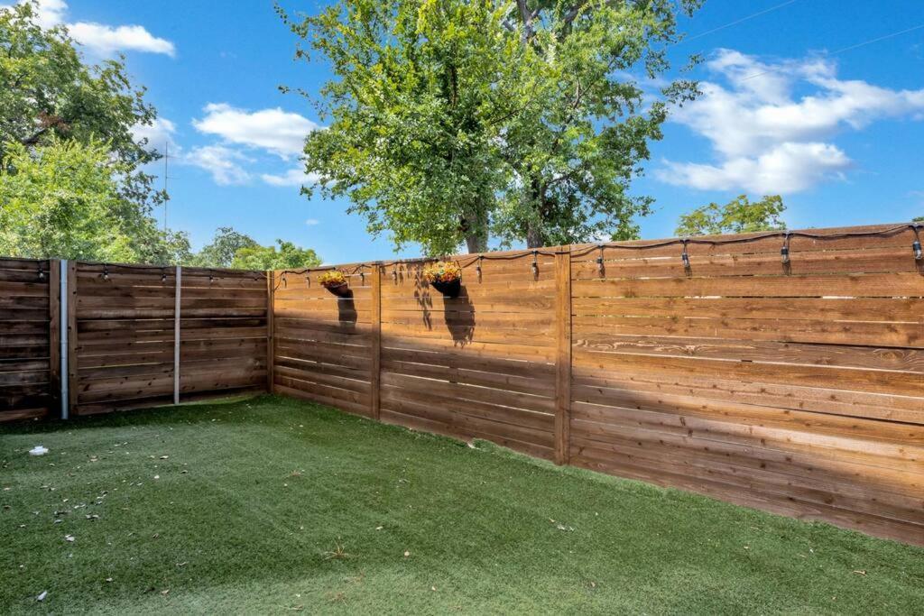 Charming 3-bedroom L 5 Mins To Aa Arena *