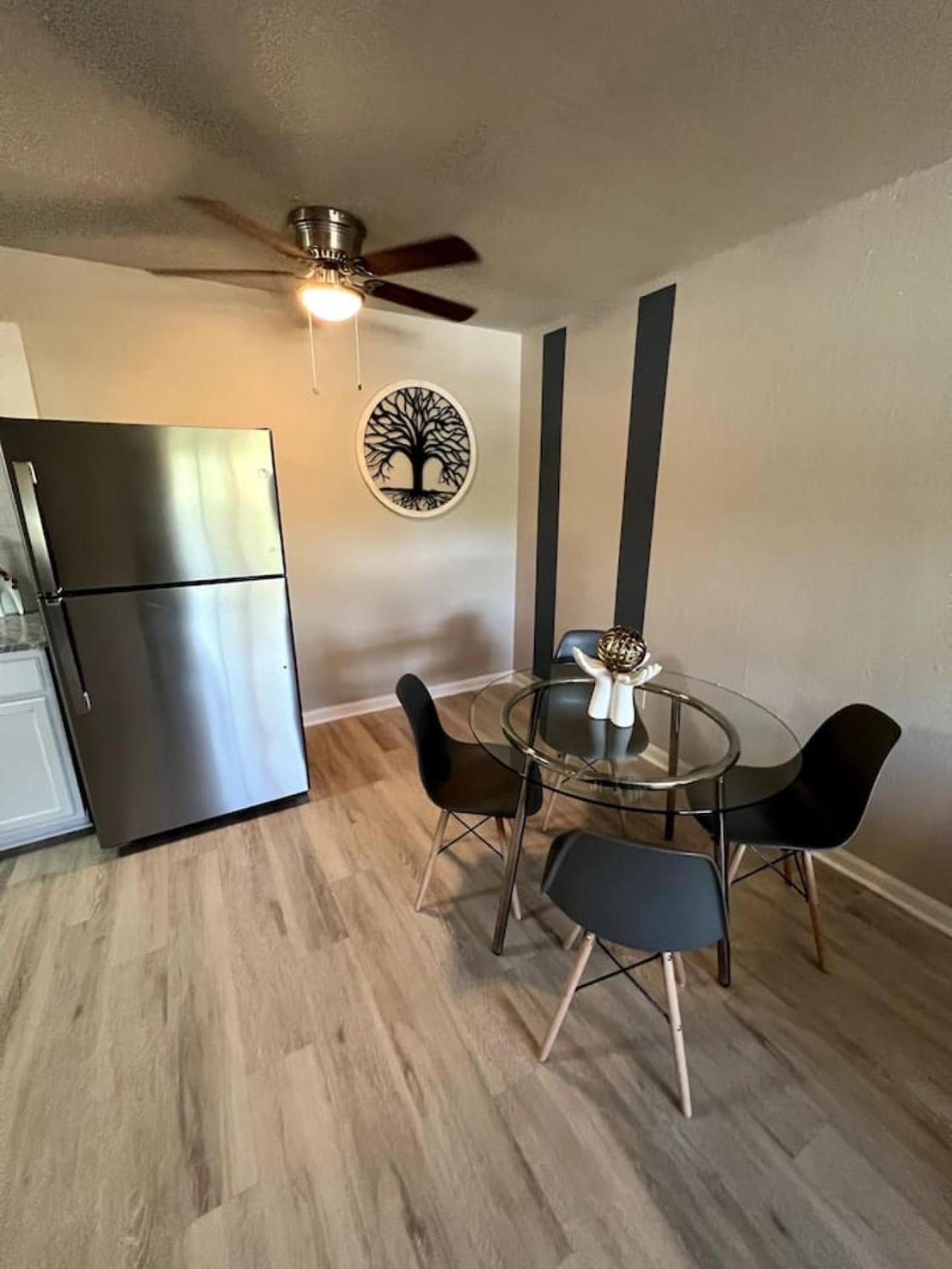 Downtown Luxe Urban Haven 1bd Retreat Dallas