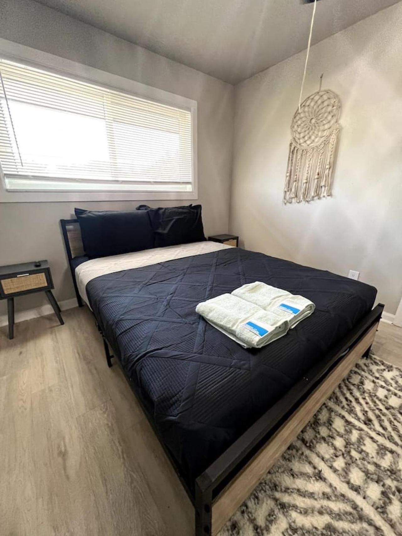 Downtown Luxe Urban Haven 1bd Retreat * Dallas
