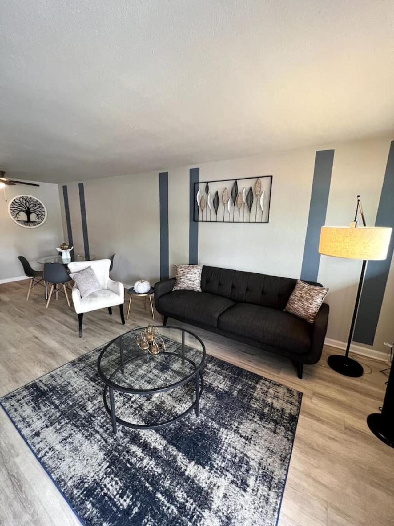 Apartment Downtown Luxe Urban Haven 1bd Retreat Dallas