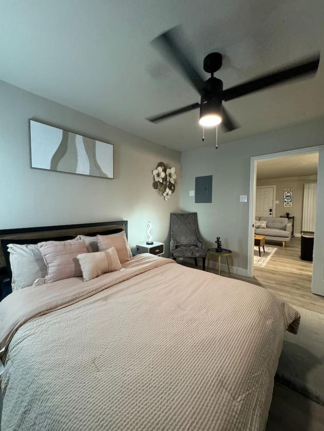 Dt L Cozy Abode 1bd Apartment Dallas