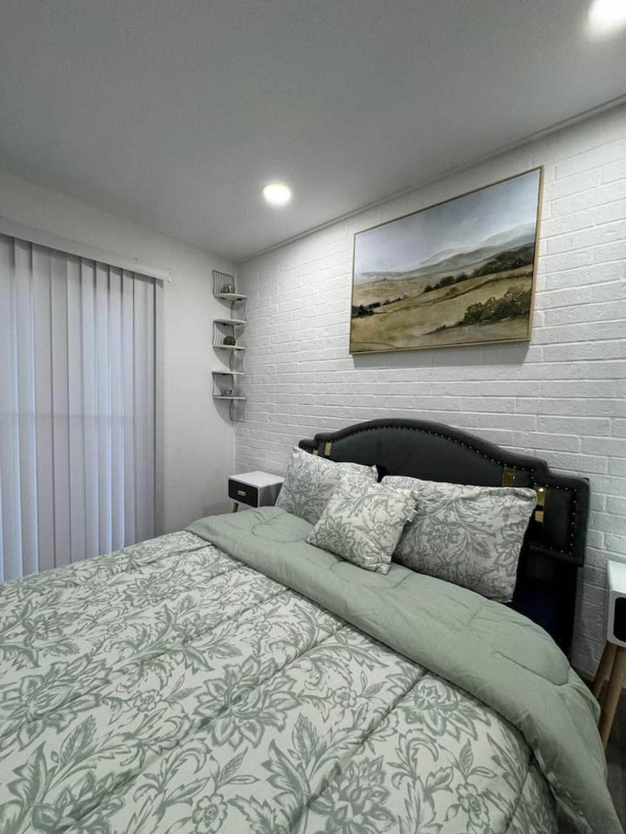 Downtown Boho Gem 5 Min From Field 1bd Apartment Dallas