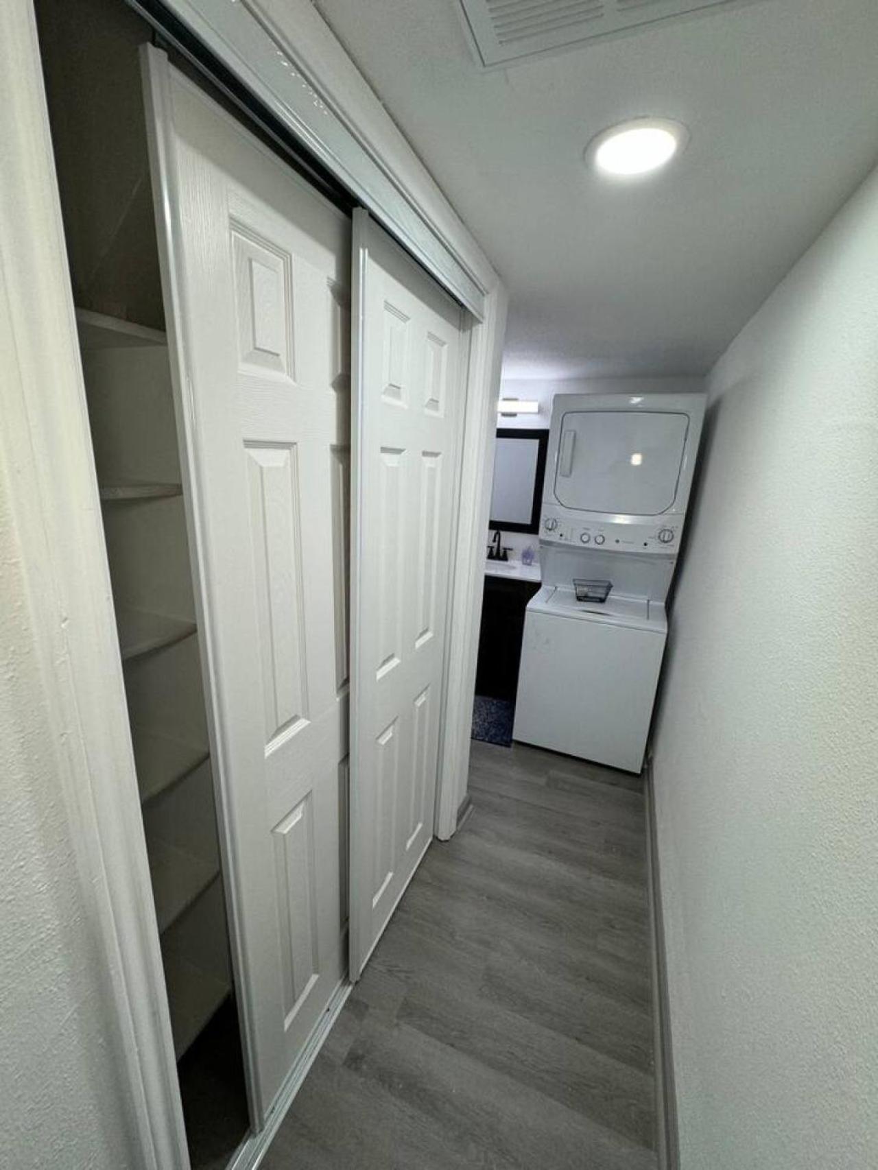 Dt L 2bd Cozy Abode L 5 Min From Field *