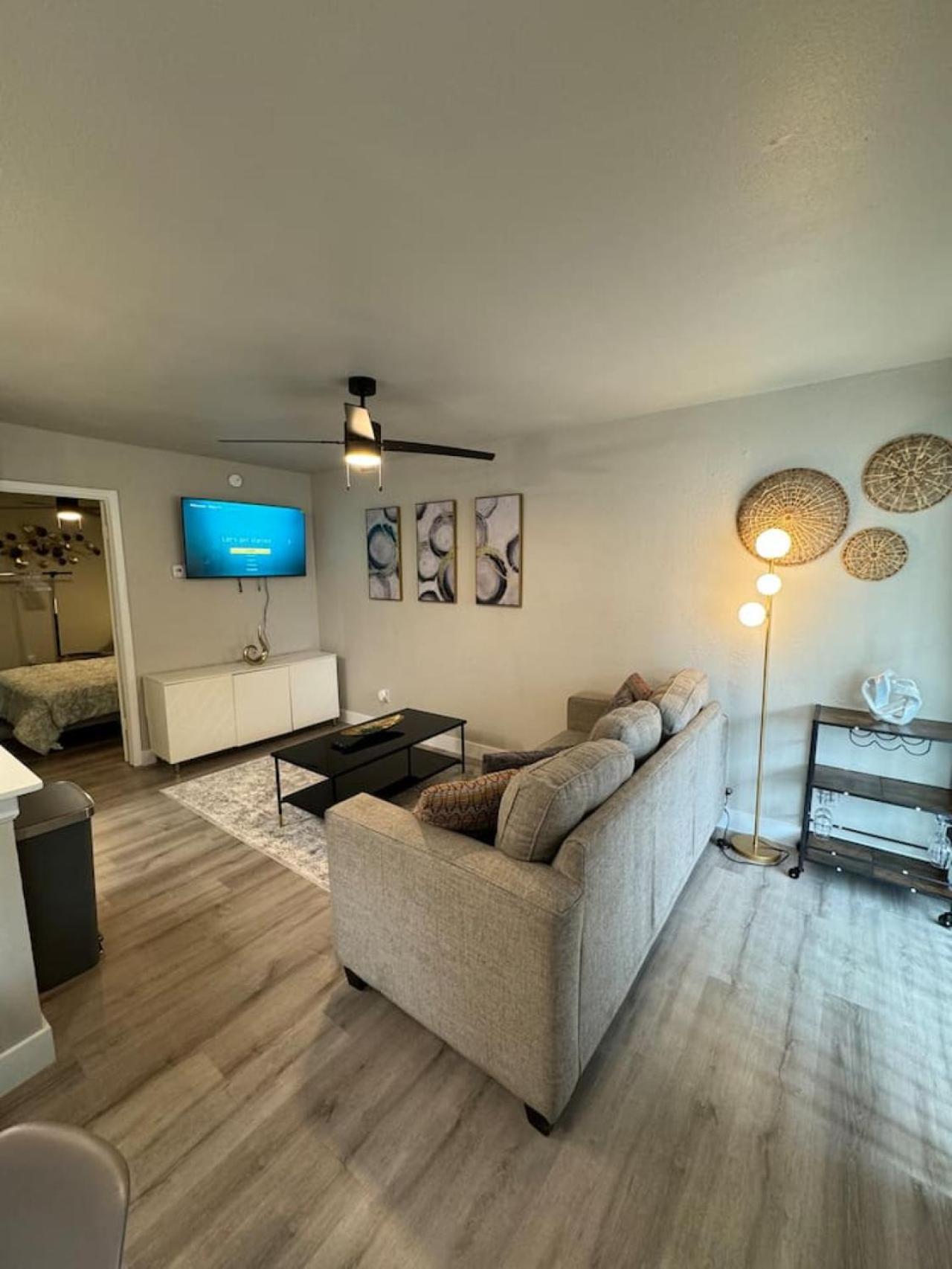 Apartment Dt L Chic Cityscape L 1bed Abode *