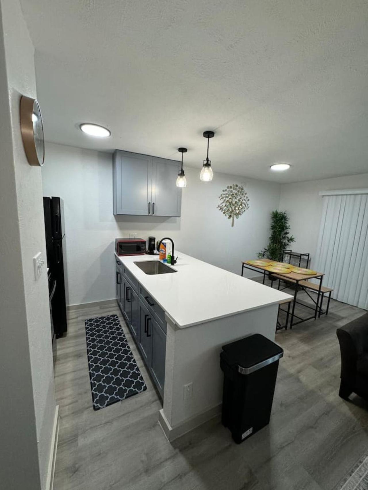 Dt L Modern Abode 1bd Apartment Dallas
