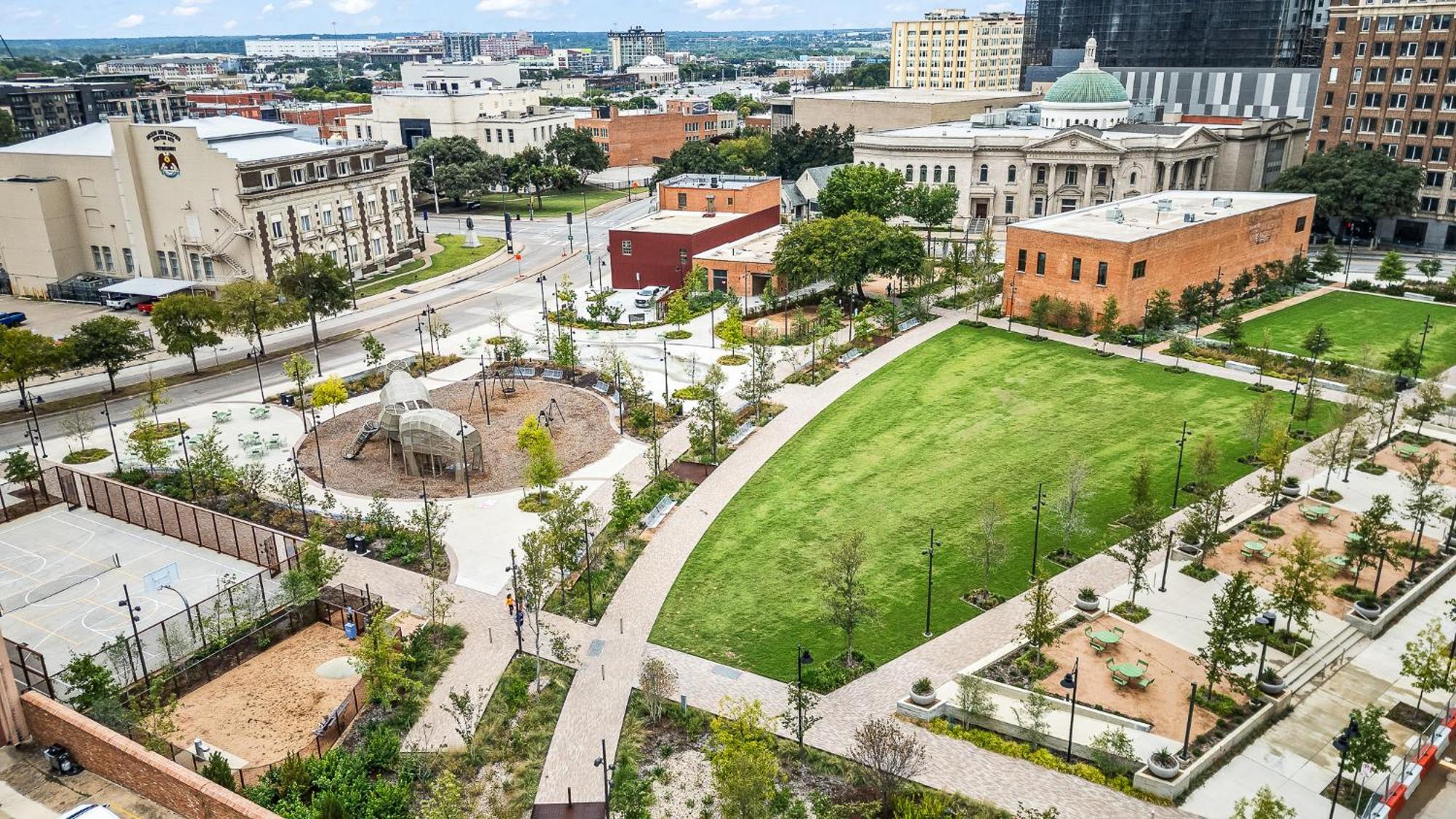 Farmers Market Apartment, Just Right In Downtown Tx Perfect Place * Dallas