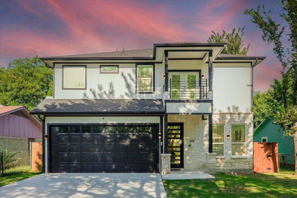Holiday home Modern And Comfortable Close To Downtown