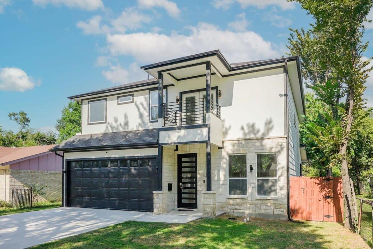Holiday home Modern And Comfortable Close To Downtown