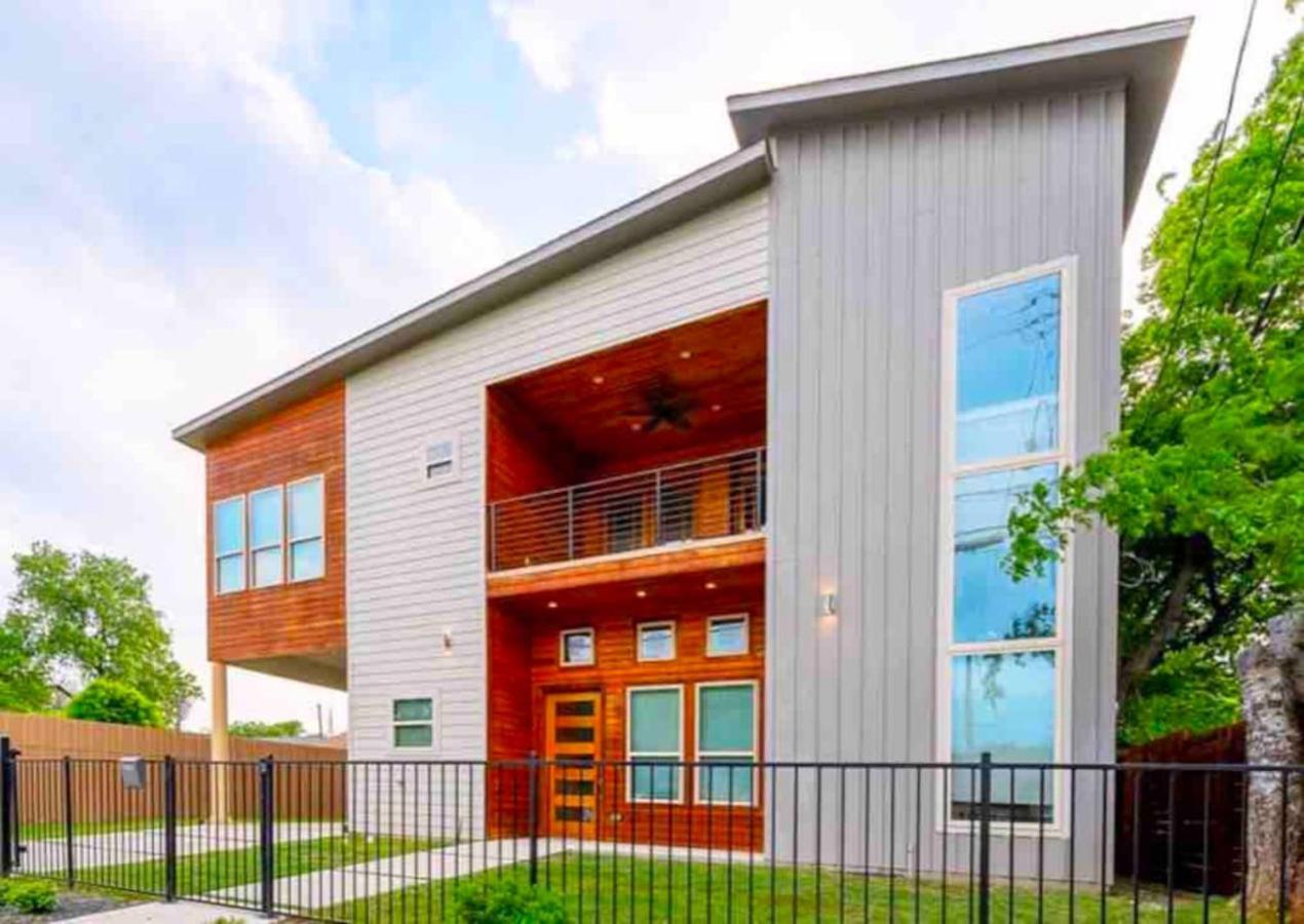 New Swanky Rustic Modern 5 Star Near Downtown * Dallas