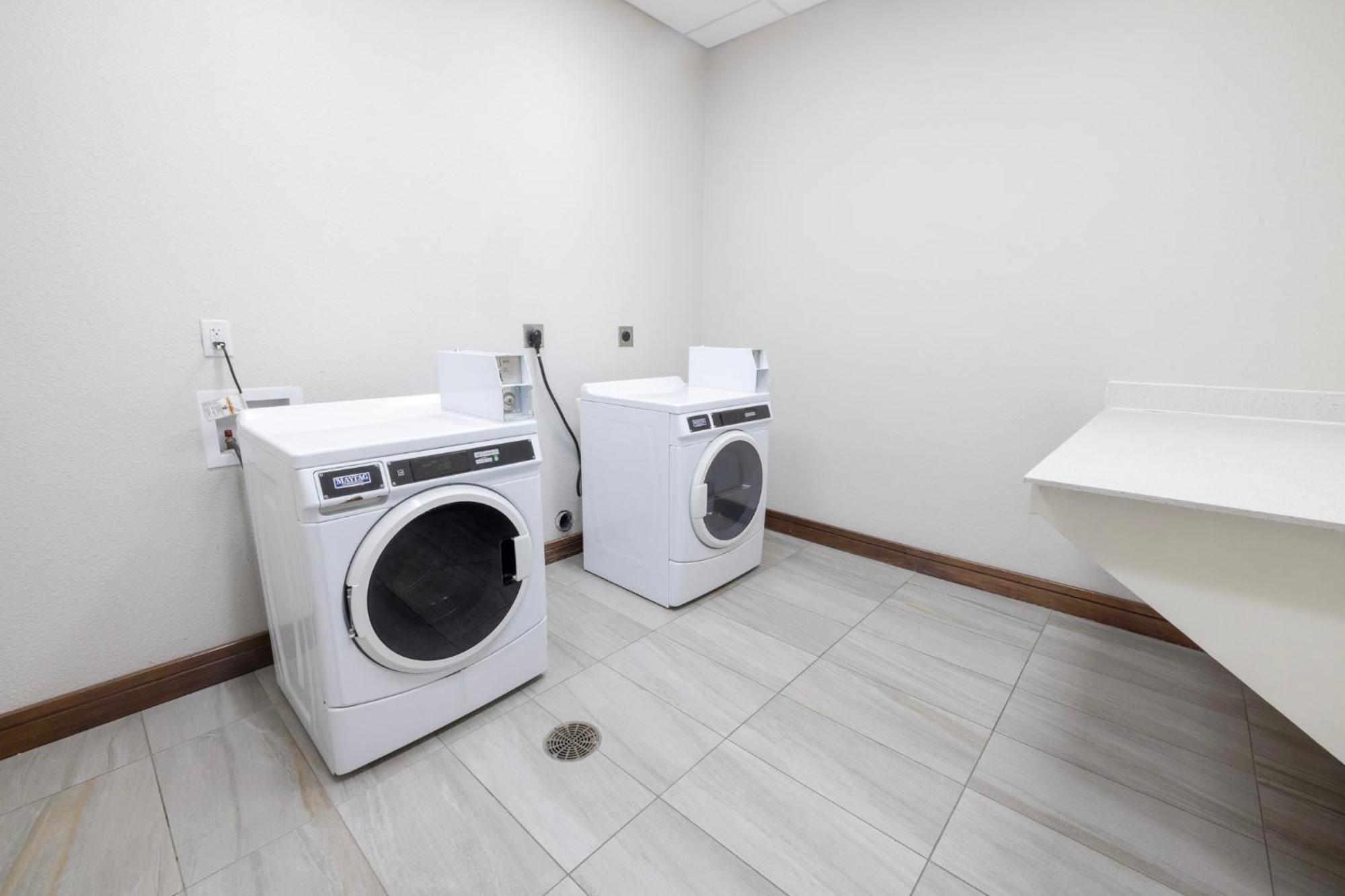Express & Ne Arboretum Hotel 3*