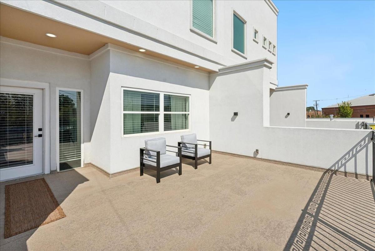 The Terrace In L Downtown Villa *