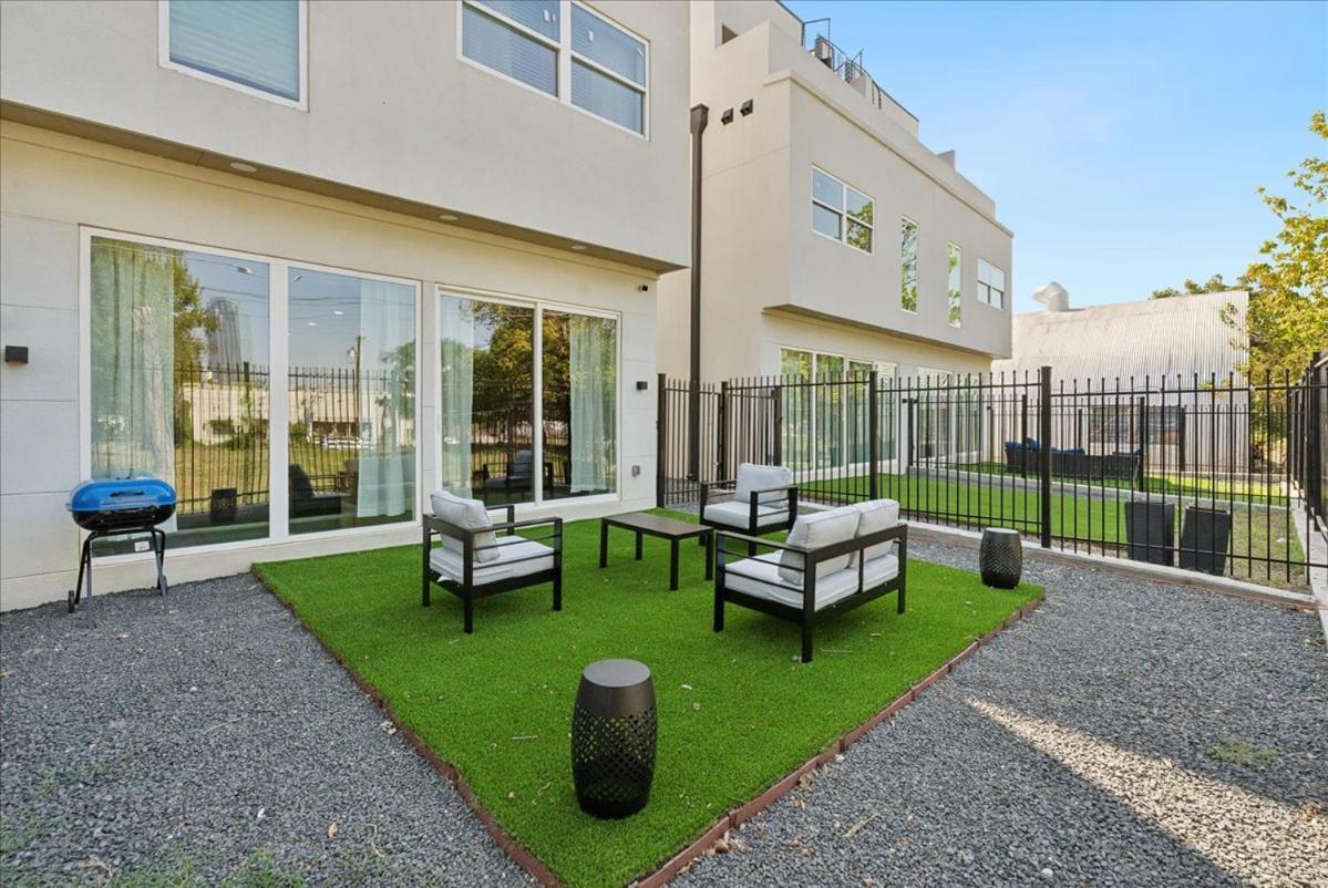 The Terrace In L Downtown *