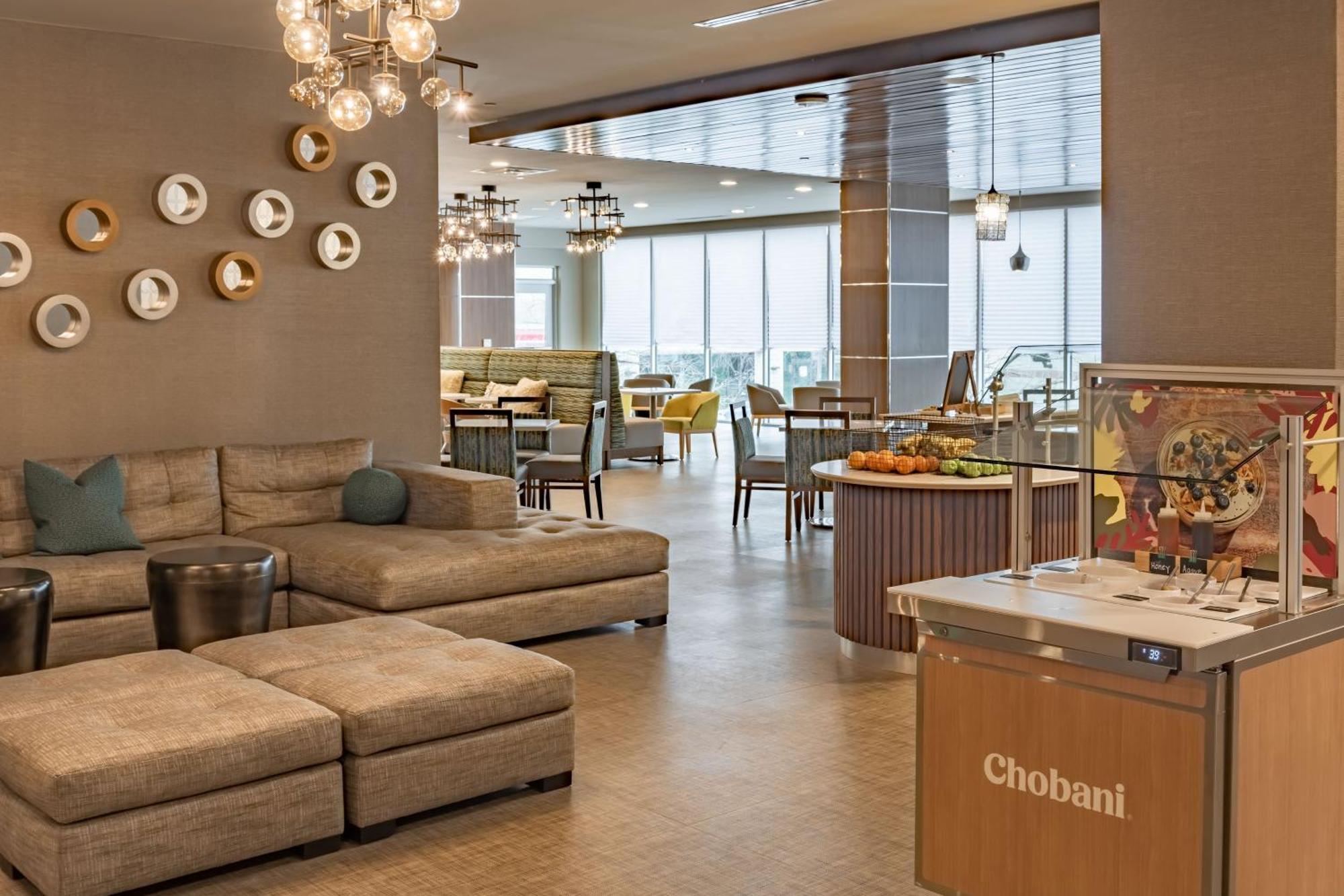 Element Downtown East Hotel 3*