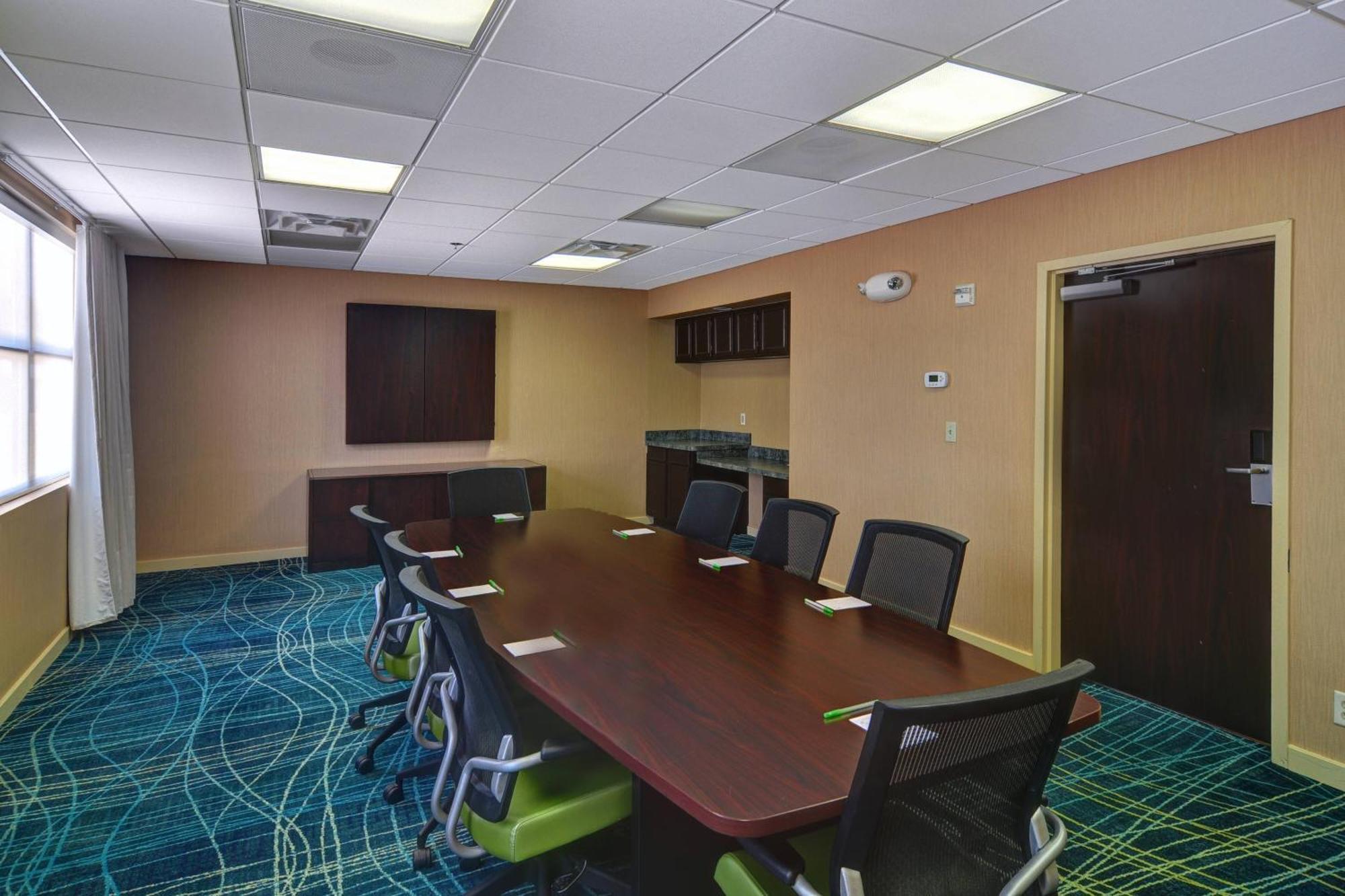 Hotel Springhill By Marriott Nw Highway At Stemmons / I-35east 3*