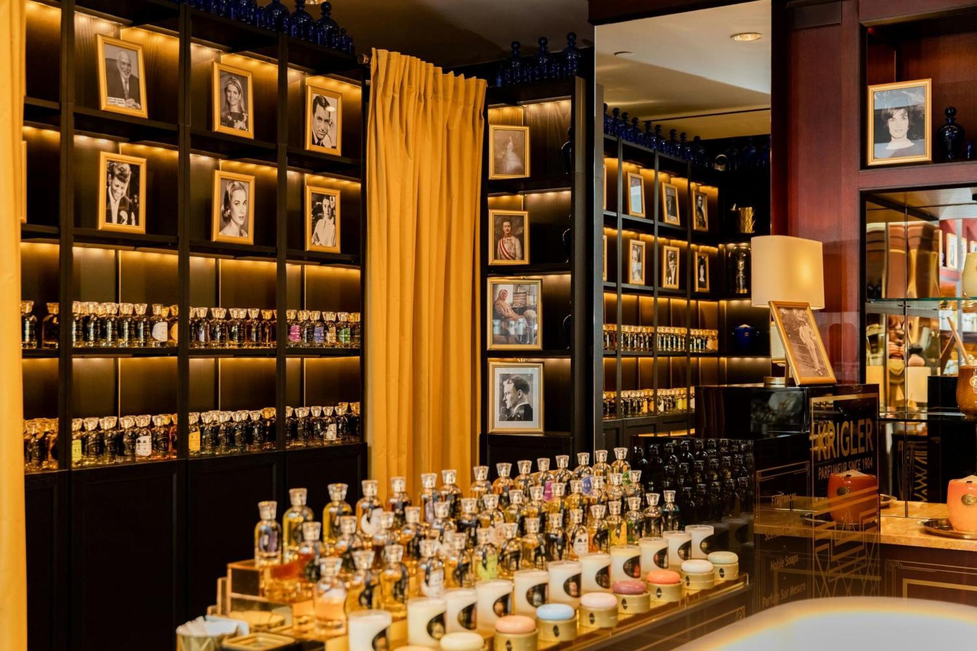 The Ritz-carlton, 4*