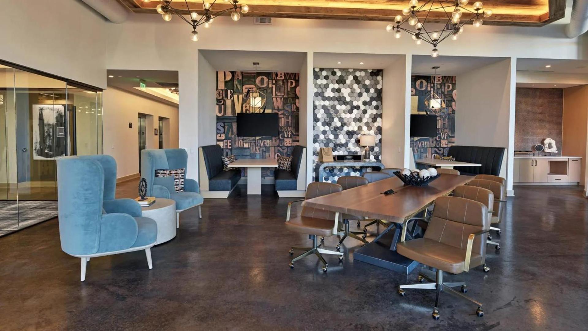 Apartment Indie Deep Ellum - Rooftop Vibes & Poolside Bliss In Dallas