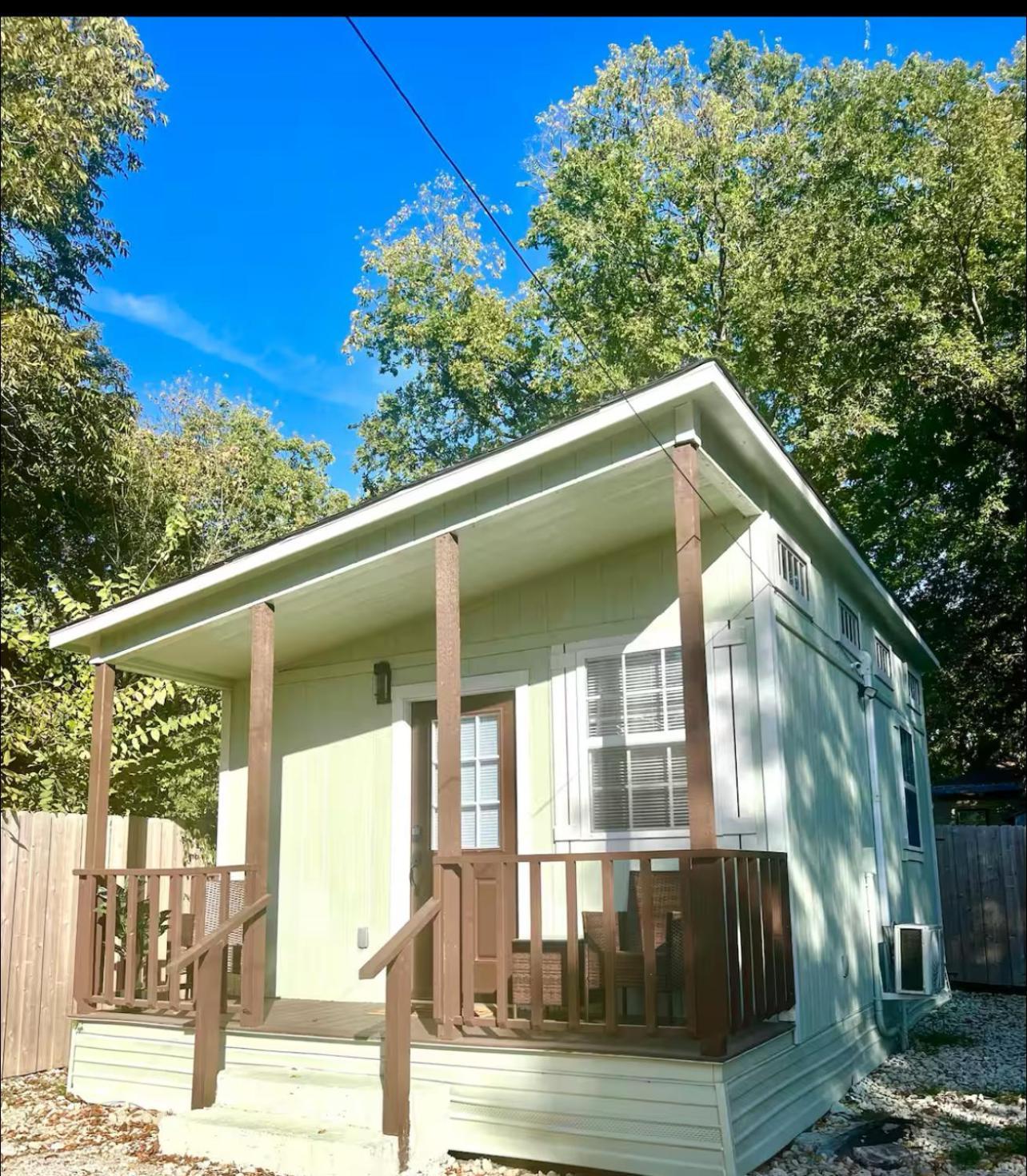 Furnished Near Down Town *