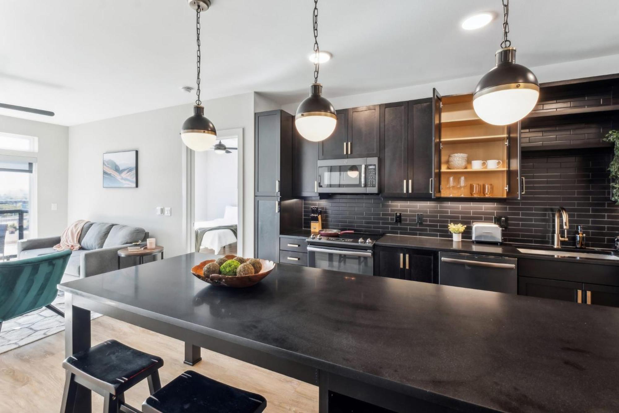 Indie Deep Ellum - Rooftop Vibes & Poolside Bliss In Apartment *