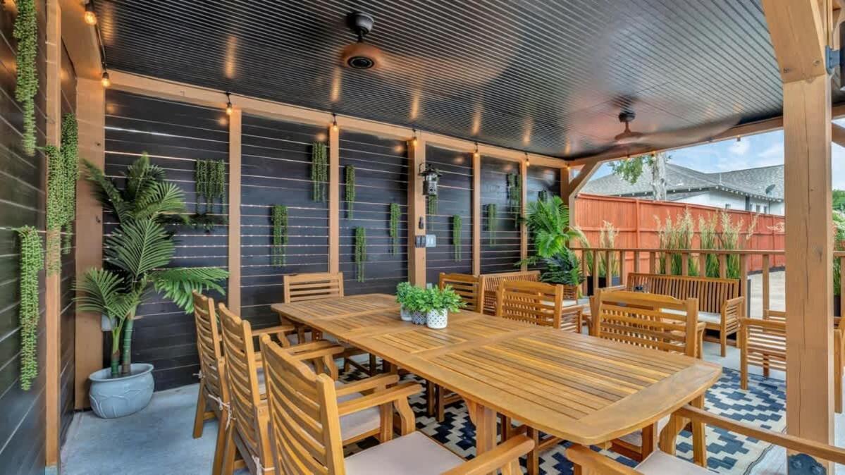 Modern Luxury Minutes From Downtown * Dallas