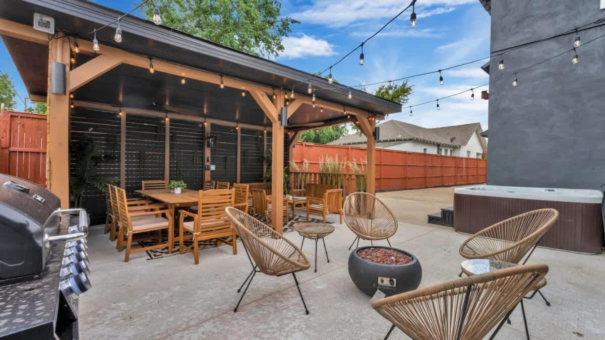 Modern Luxury Minutes From Downtown * Dallas