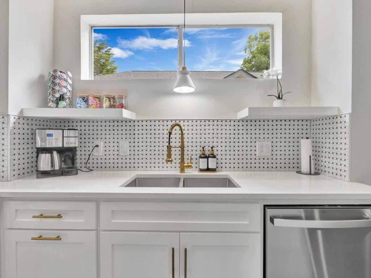 Holiday home Modern Luxury Minutes From Downtown *