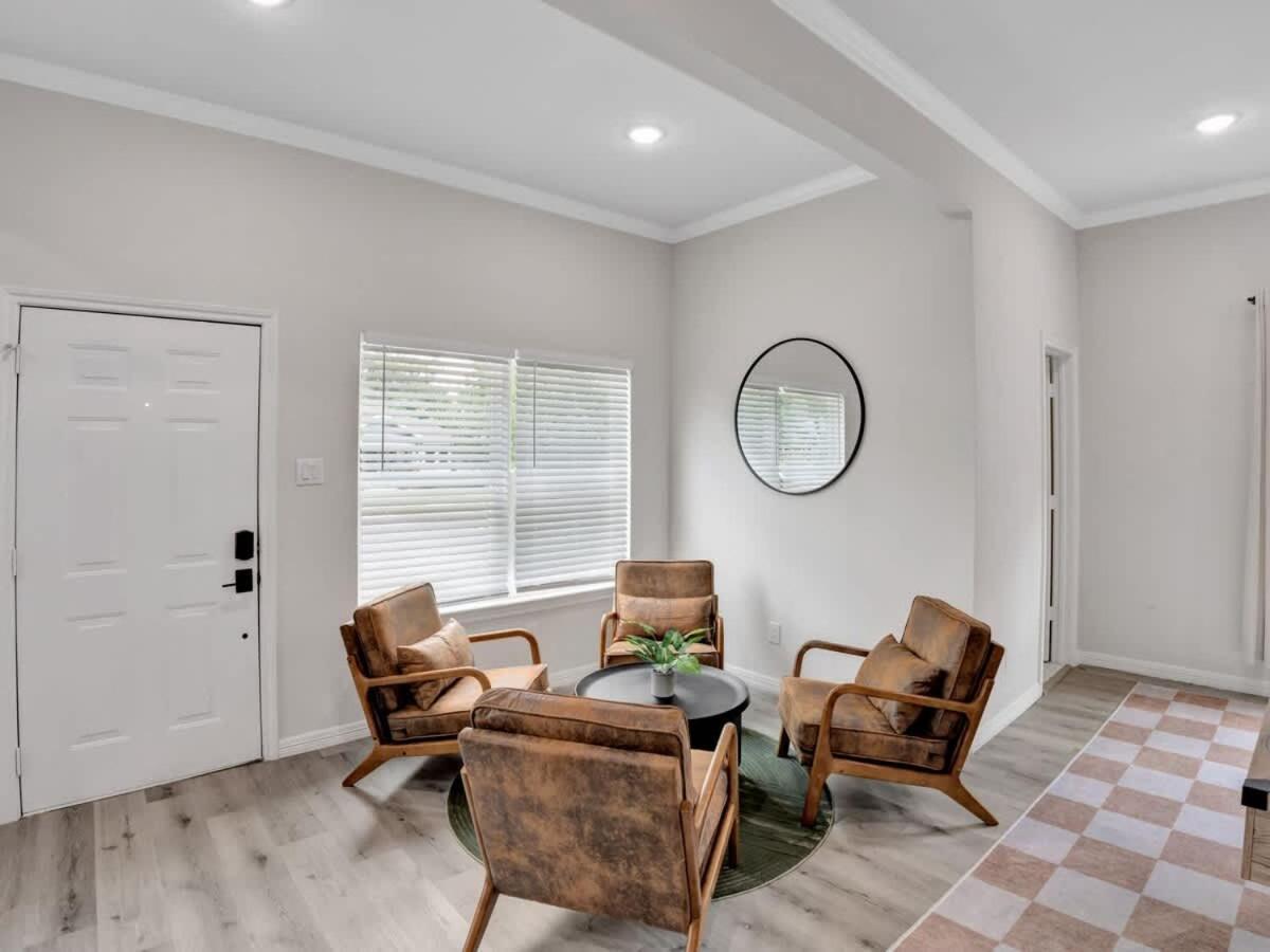Modern Luxury Minutes From Downtown Dallas