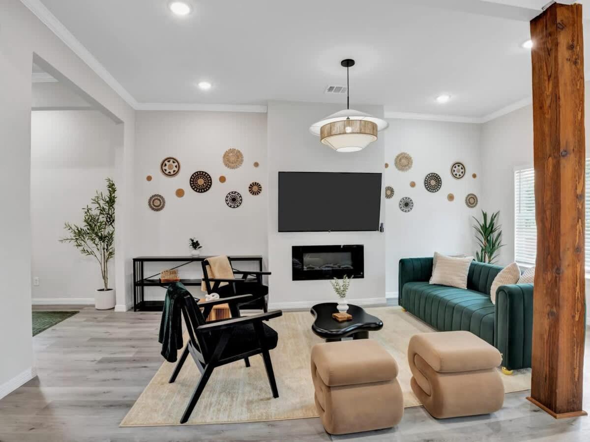 Holiday home Modern Luxury Minutes From Downtown