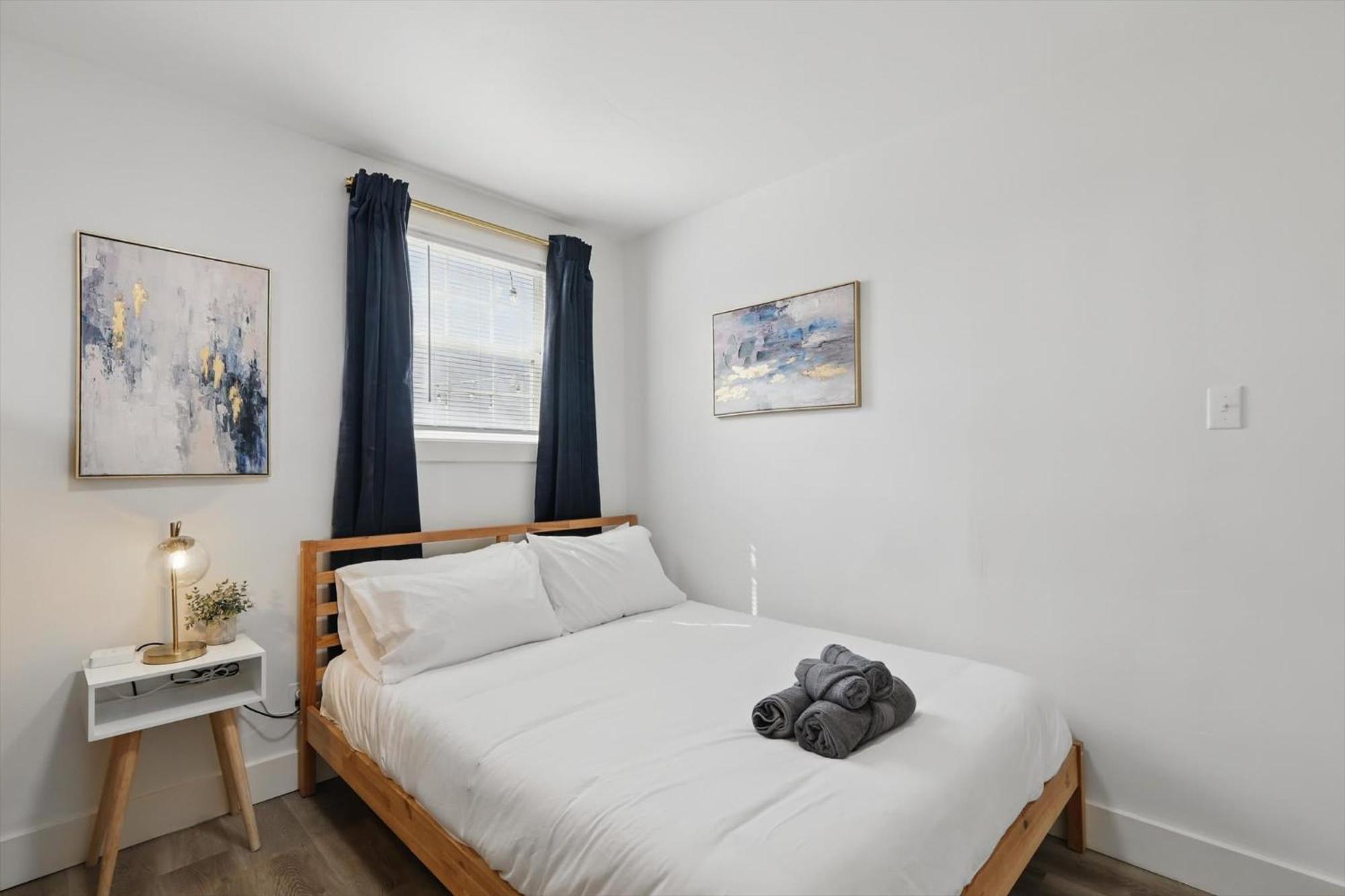 Charming Historic 3b Heart Of - Sleeps 12 Holiday home *