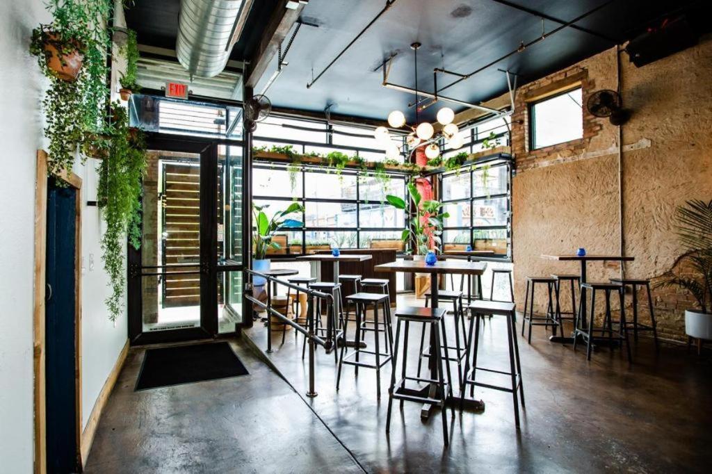 Hostel Deep Ellum - Adults Only Dallas