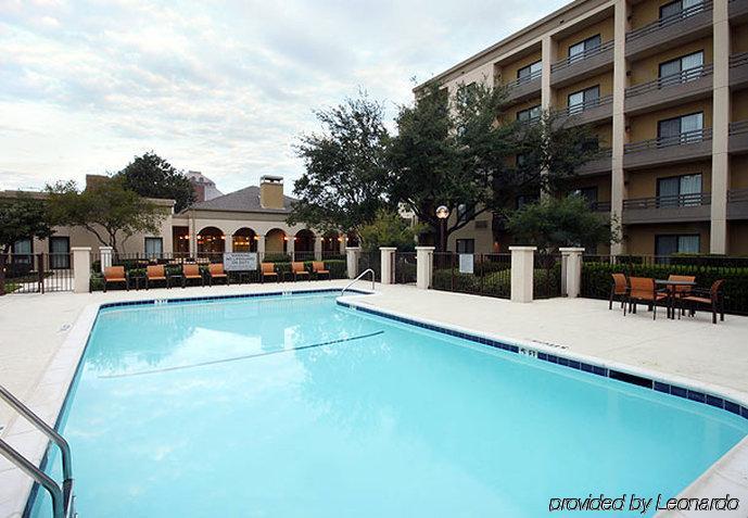 Hotel Courtyard Medical Market Center 3*