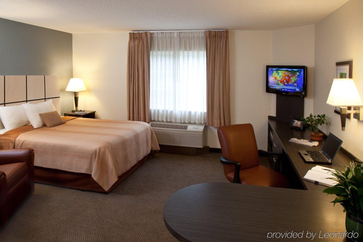 Sonesta Simply Galleria Hotel Dallas