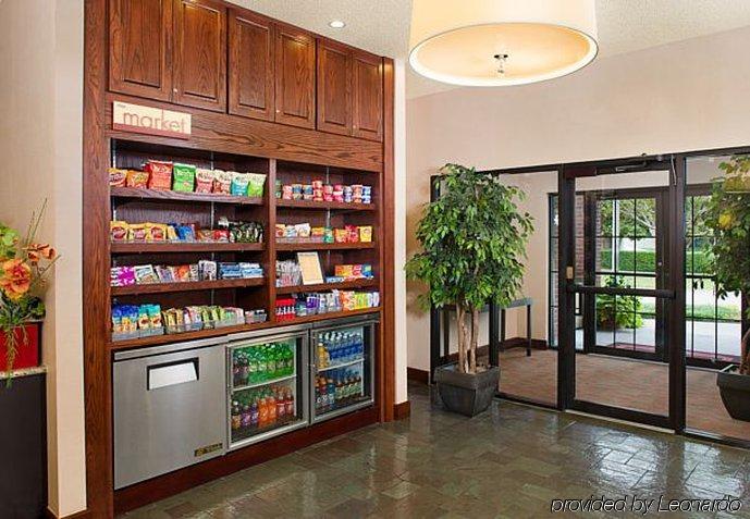 Addison/quorum Drive Hotel 3*
