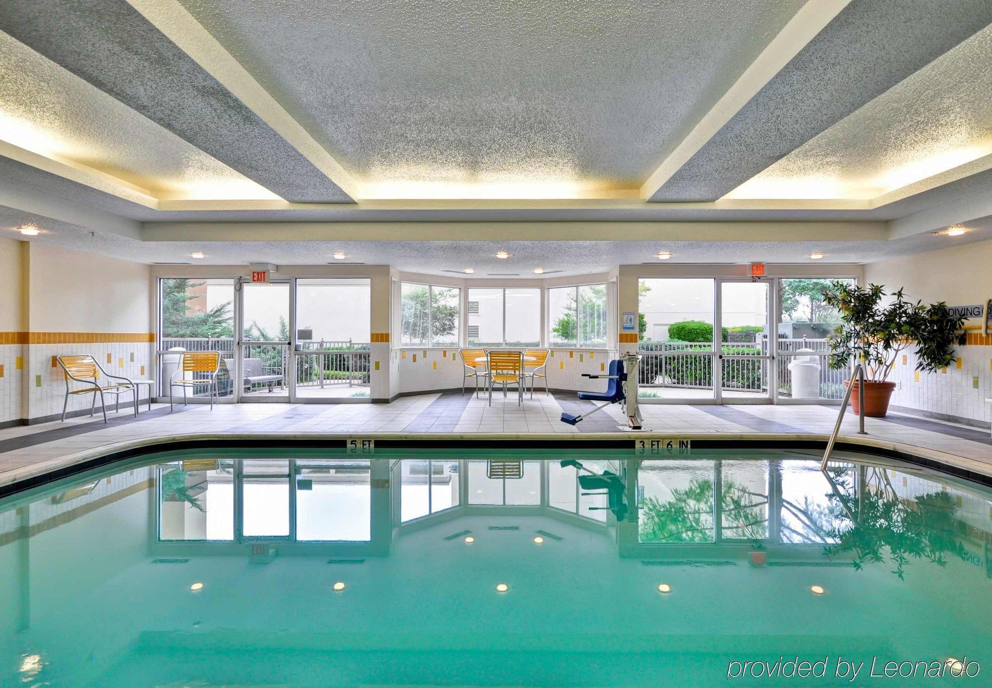 Hotel Fairfield & Medical/market Center 3*