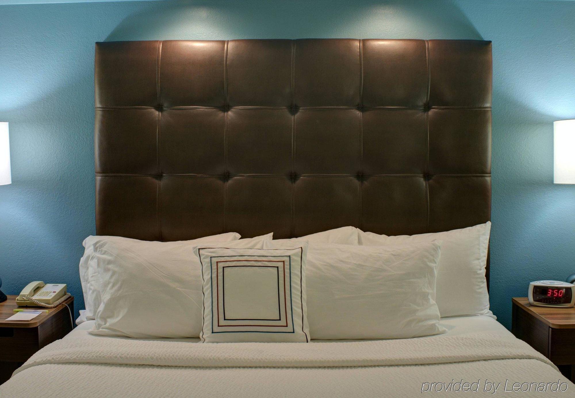 Comfort & North Dallas-addison 3*