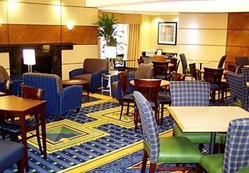 Hotel Springhill By Marriott Nw Highway At Stemmons / I-35east 3*