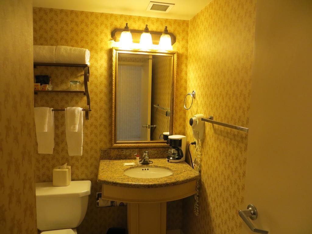 Hotel Gateway Park Central 2*