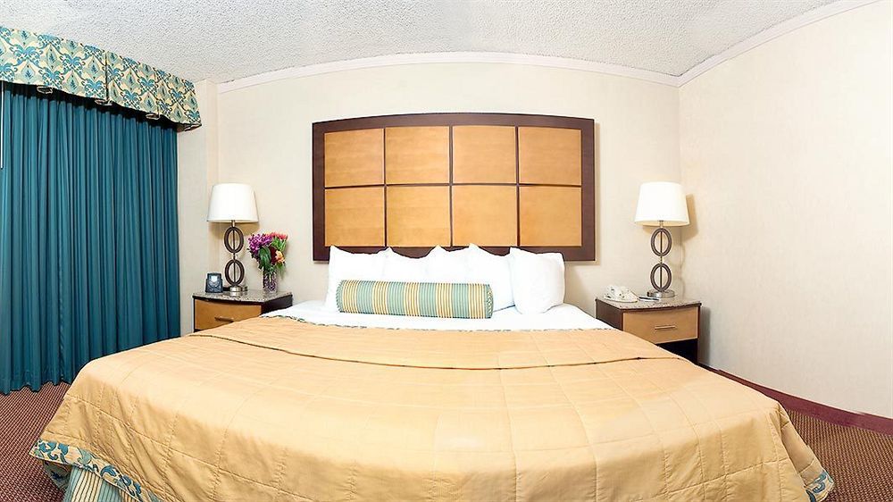 Embassy By Hilton Dallas-love Field Hotel