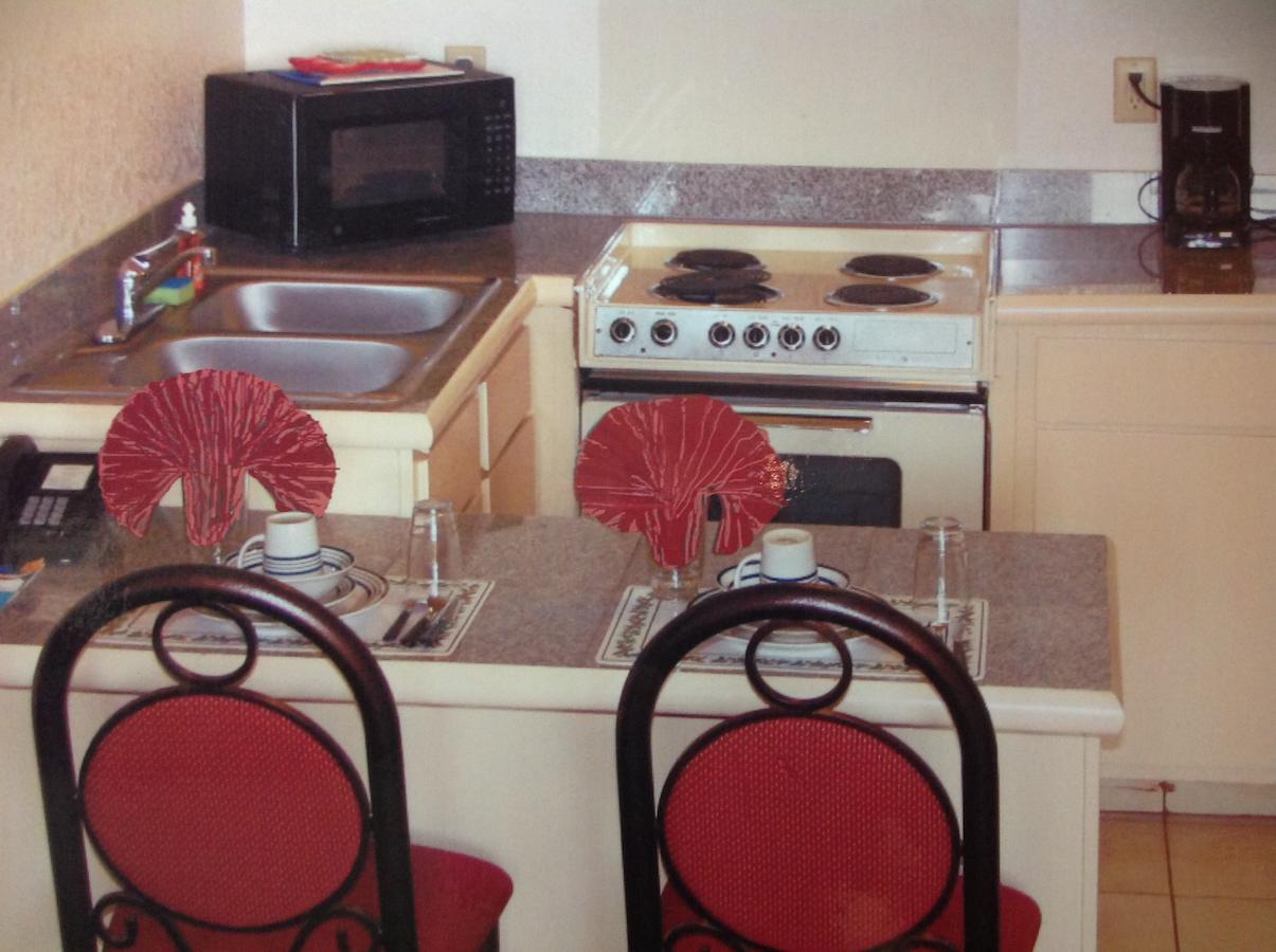 Motel Townhouse Suites