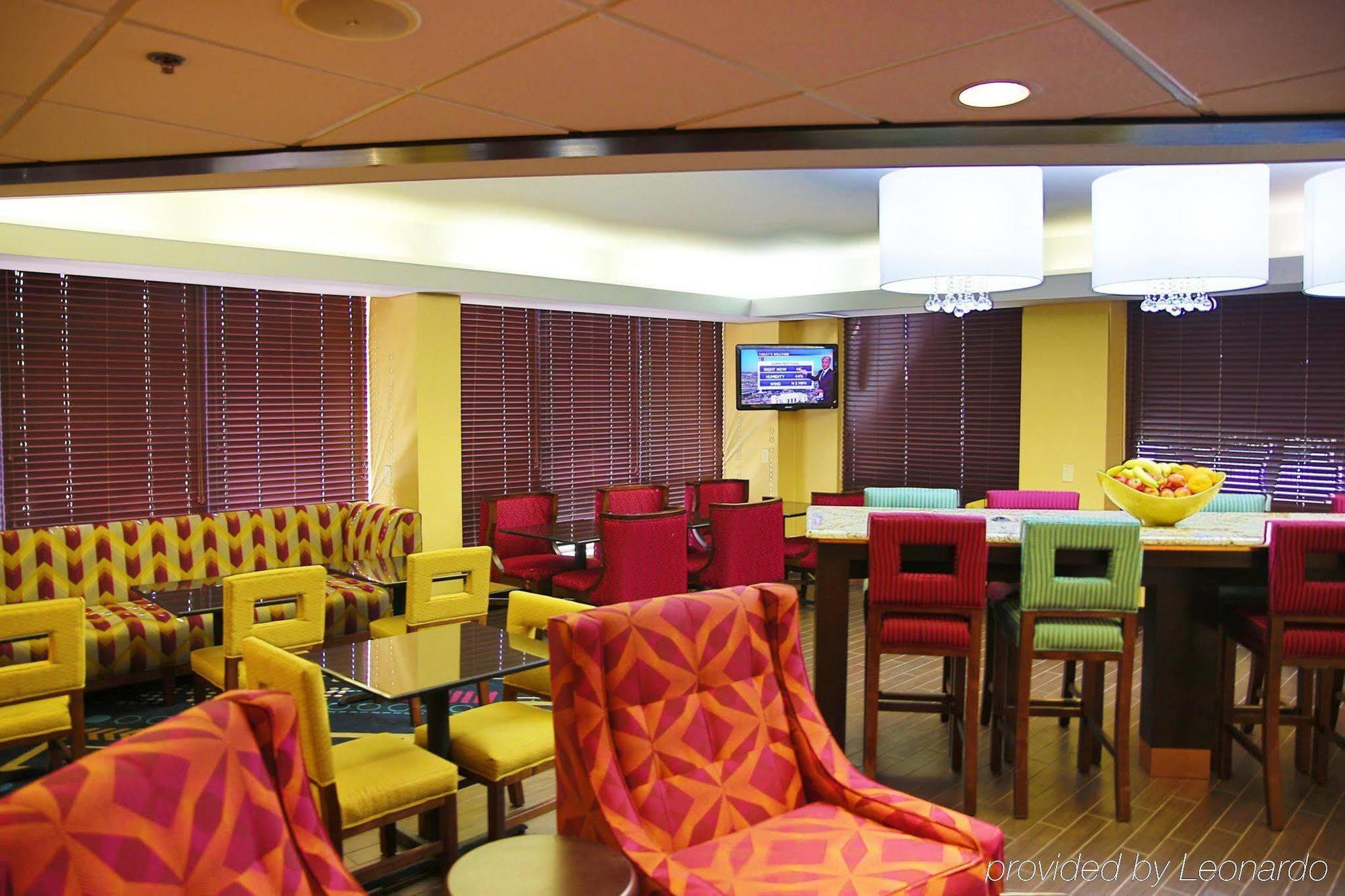 Inn Comfort North Field Airport 4*