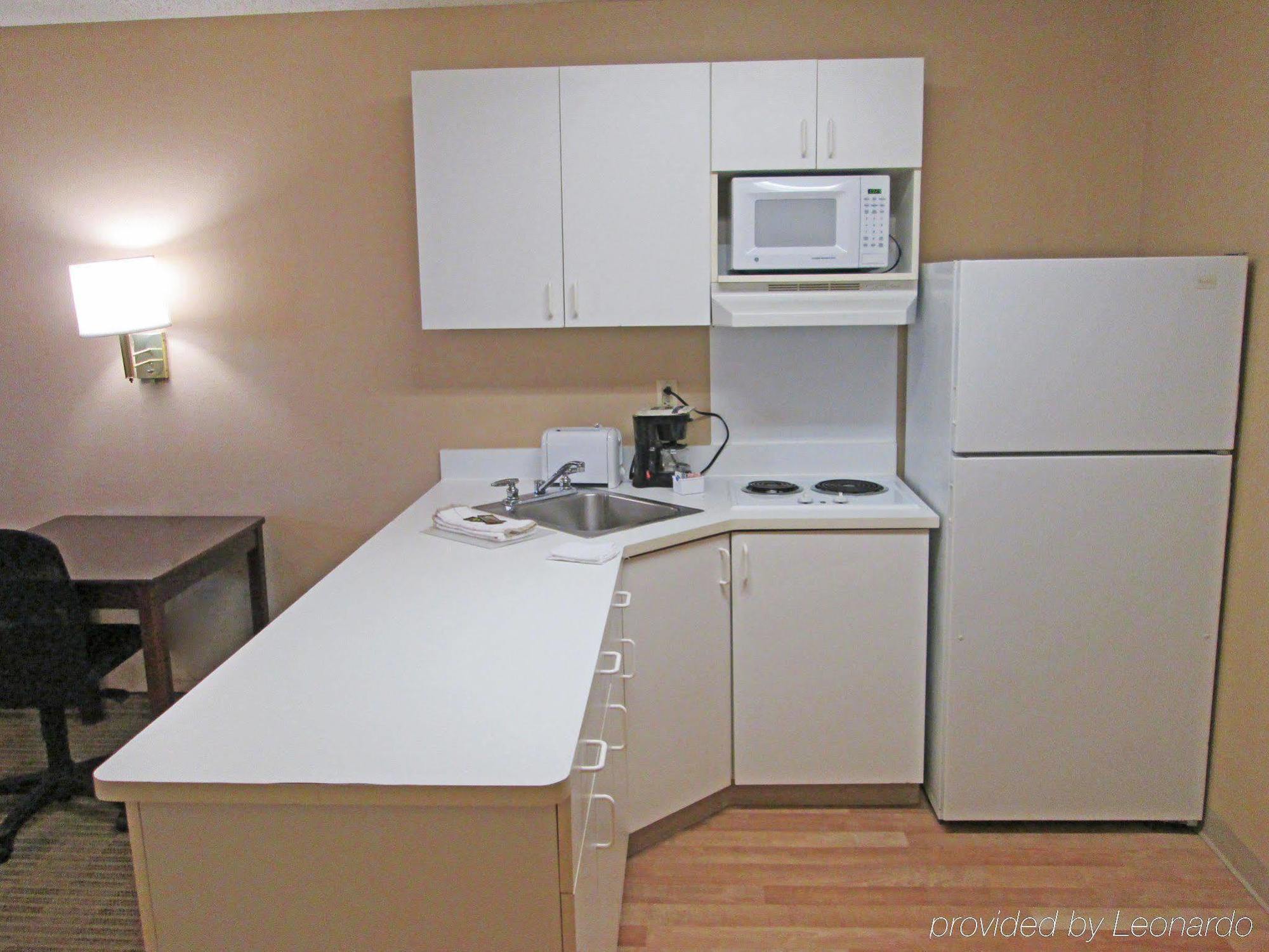 Extended America - - Greenville Avenue 2* Dallas