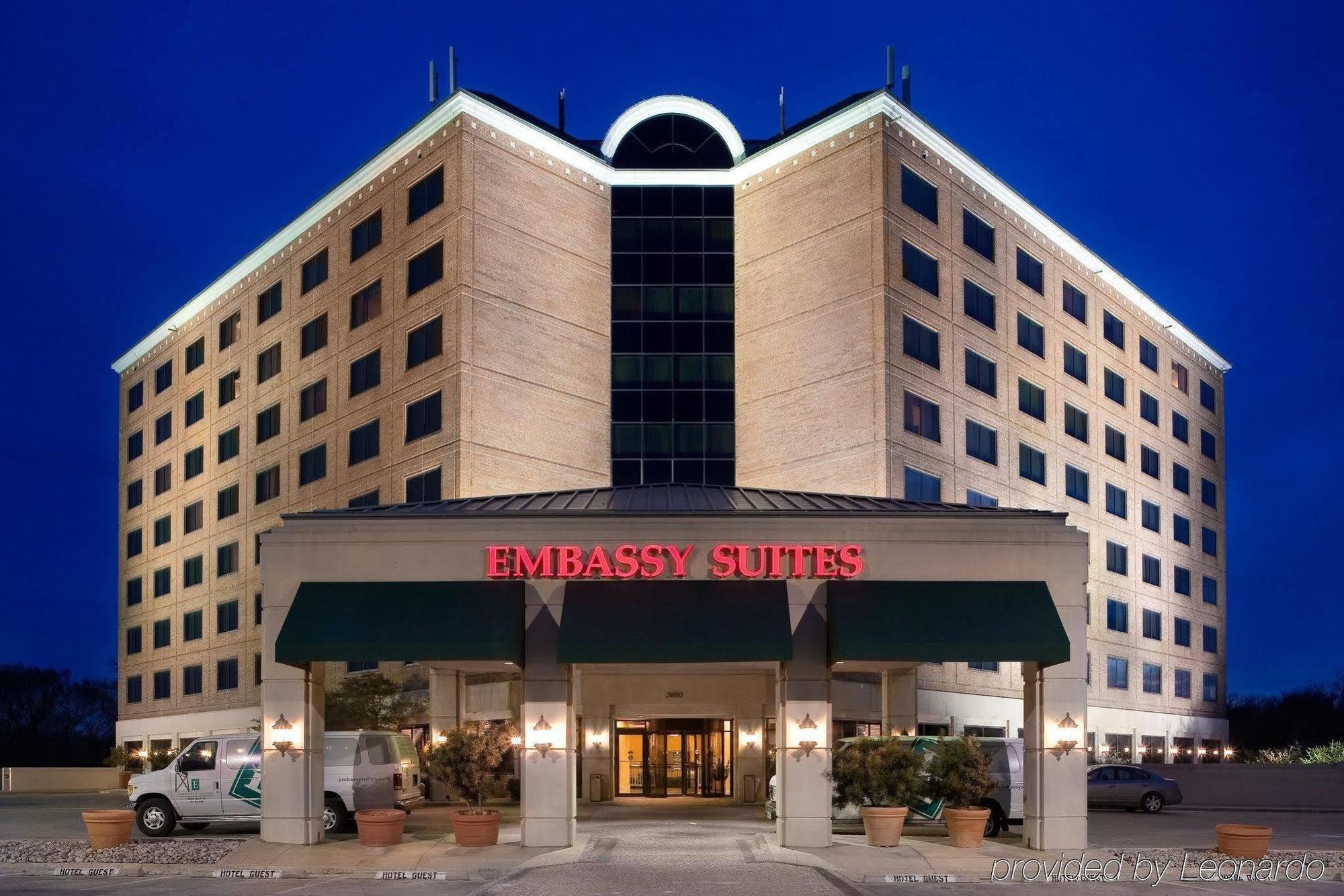 Hotel Embassy By Hilton Dallas-love Field 4*