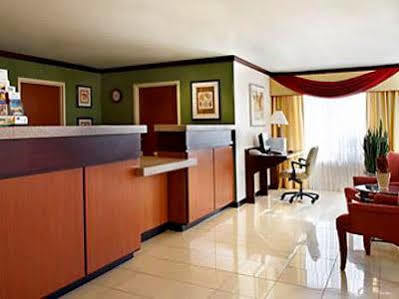 Hotel Fairfield & Medical/market Center 3*