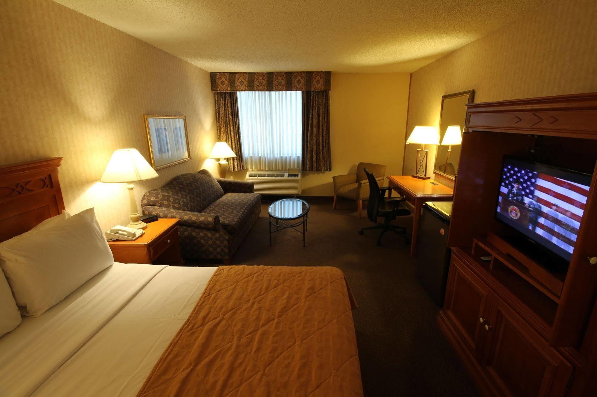 Gateway Park Central Hotel Dallas