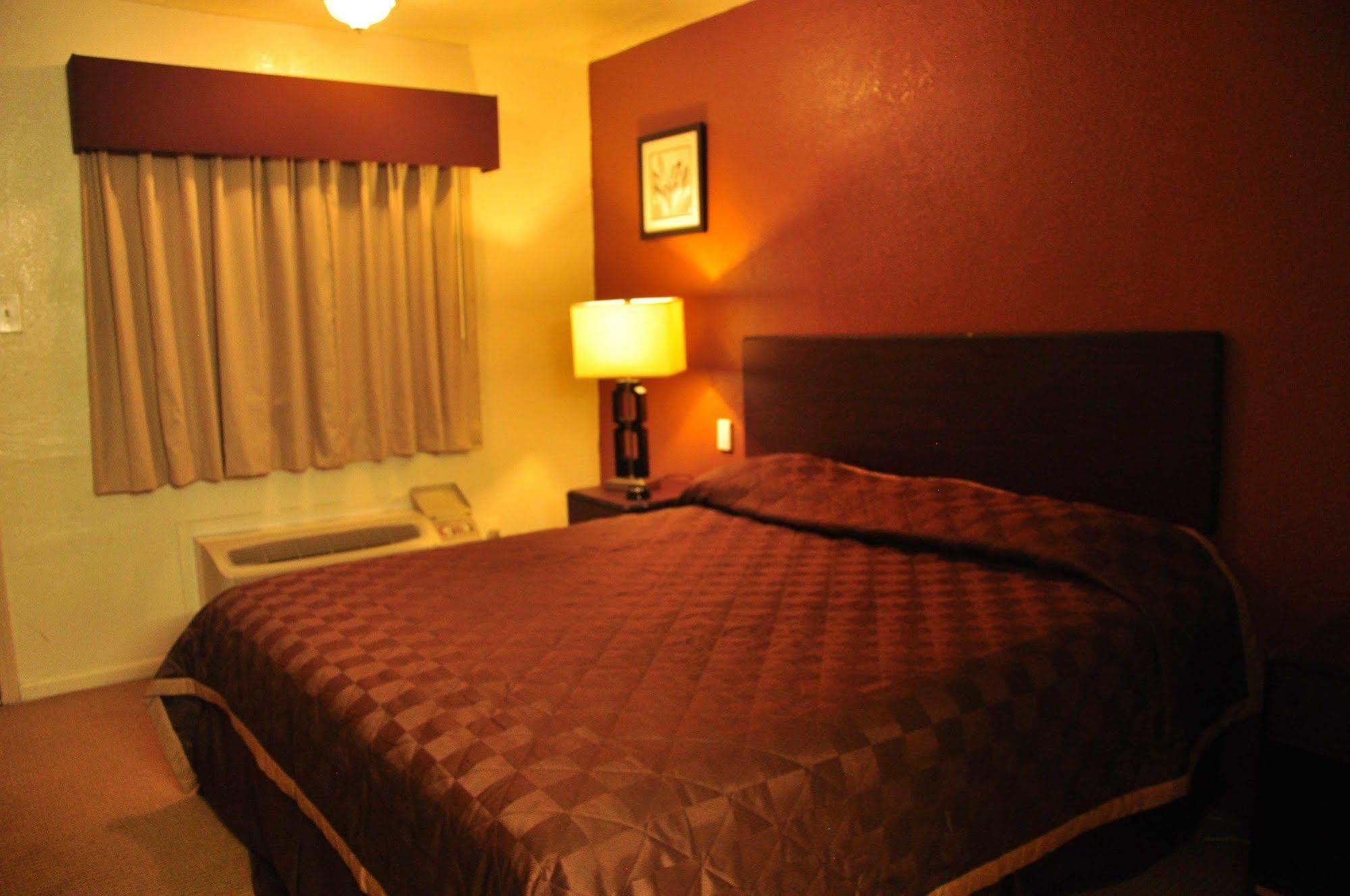 Luxury Motel