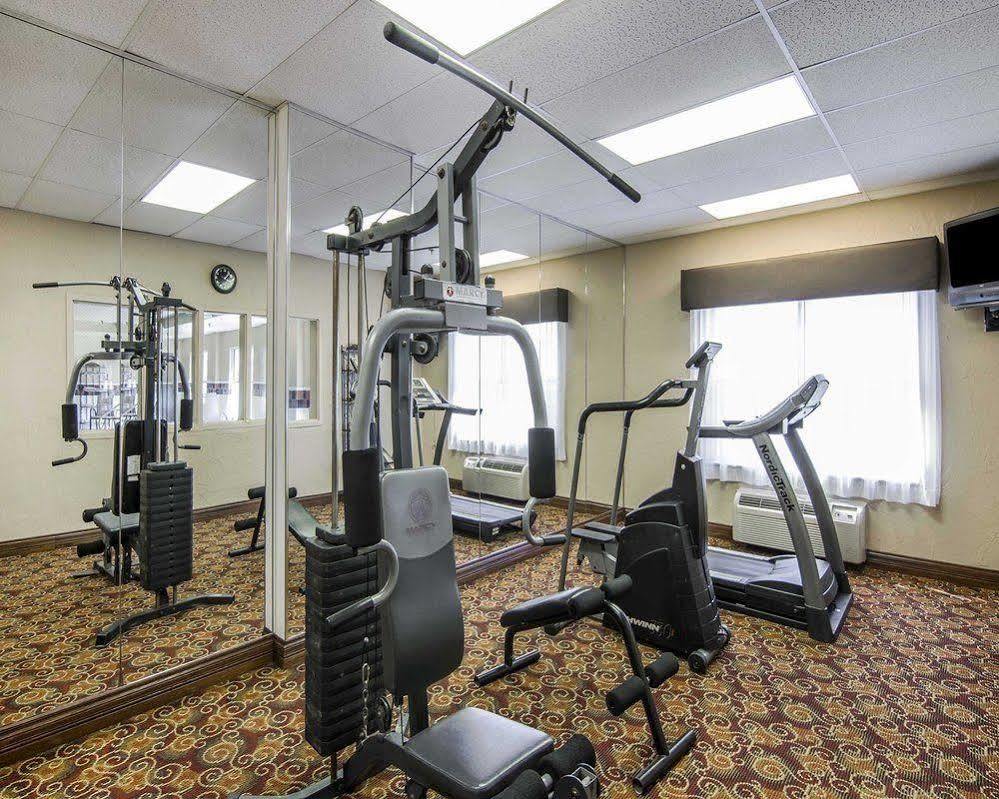 Hotel Quality & I-35 E-walnut Hill