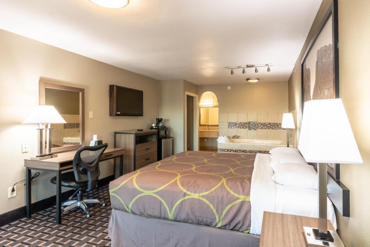 Super 8 East Near Fair Park Downtown Dallas