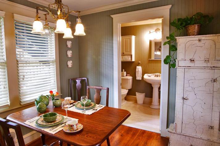 Bed & Breakfast The Corinthian Dallas