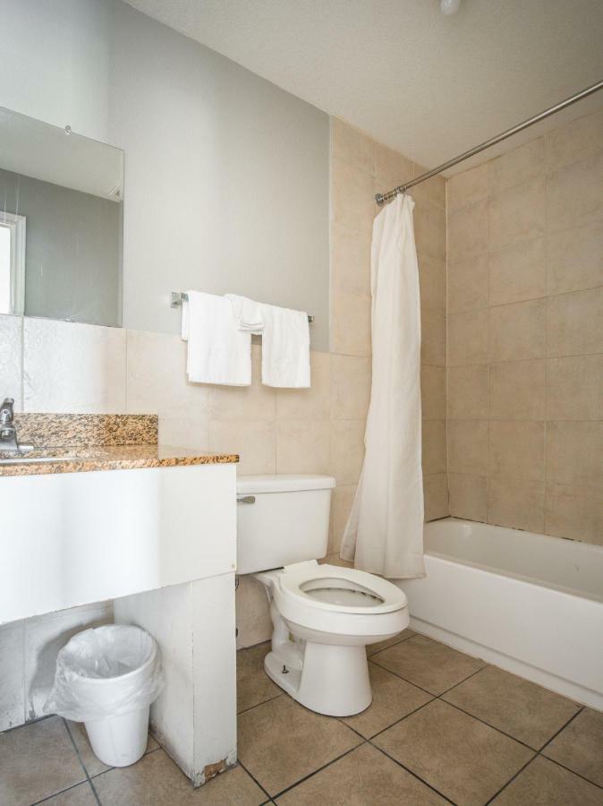 Hotel South 3*